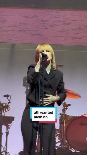 Paramore Live Performance: All I Wanted in Melbourne