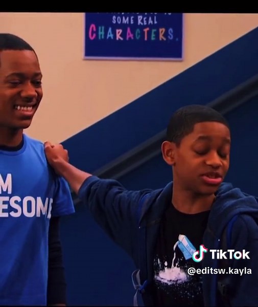 Lab Rats Future Leo Movie Night Surprise | 8:27 Revelation