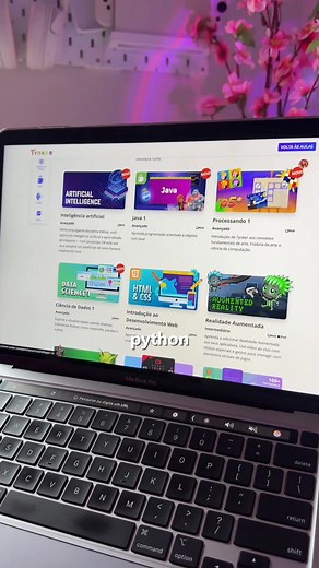 8.6K views · 100 reactions | Me segue e comenta "dev" que te mando o link . . #dev #developer #game #jogo #programacao #computaria #leeh #leehxd | Leeh | Facebook