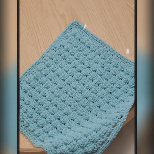 Bubble Pop Dishcloth - free #crochet pattern with right and left-handed tutorials!