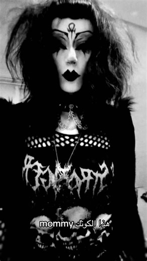 Embracing the Goth Aesthetic Despite Disliking the Sound