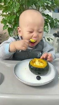 16-Month-Old Baby: Immersive Mealtime