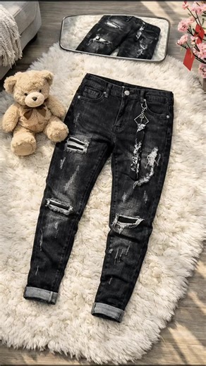 Thời Trang Quần Jean Nam Màu Đen Xám Hót 2026