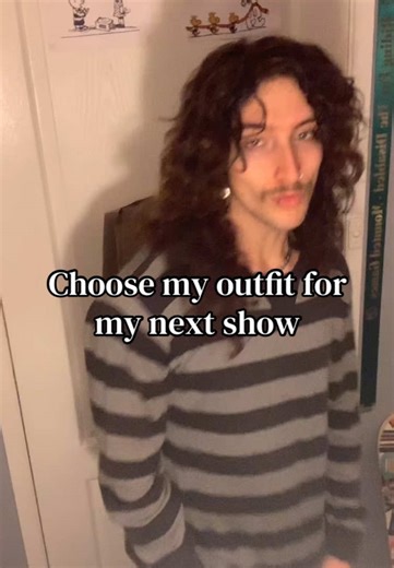 Choosing the Perfect Outfit for Your Next Show