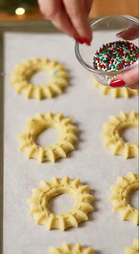 The Classic Spritz Cookie Recipe You Need This Christmas 🎄