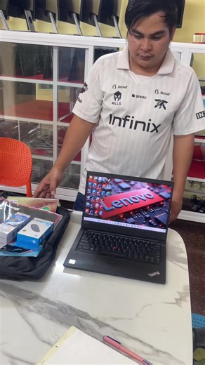 វីដេអូ​របស់ krccomputer (@krccomputer) ជាមួយ original sound - សប្បាយ9