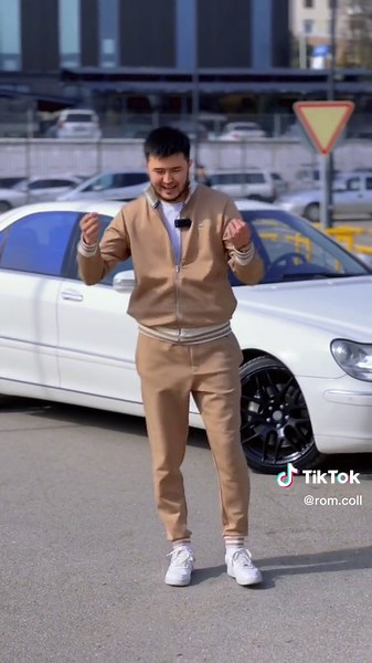 Rom.Collection on TikTok