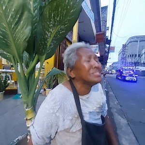 UPDATE: NA RESCUE NA SI LALANG SA CSWD PINAAGI SA LGU CDO KAGABIE. Nanawagan karon sa Local Government Unit sa Cagayan De Oro City si alyas Lalang nga kuhaon na siya diha sa iyang gitambayan nga dalan. Matud niini nga gikapoy na siya sa iyang kahimtang og gusto siyang mupahulay na. Hisayran nga wala na matud pay ga atiman ni Lalang nga pamilya. Kuhaon pa usaMenzie Montes Team ang posibling tubag sa CSWD. | Menzie Montes ,iFM News | iFM CDO