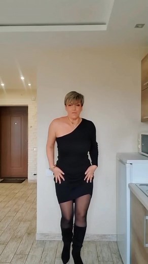 Stylish Kitchen Fashion Show: One-Shoulder Dress Look