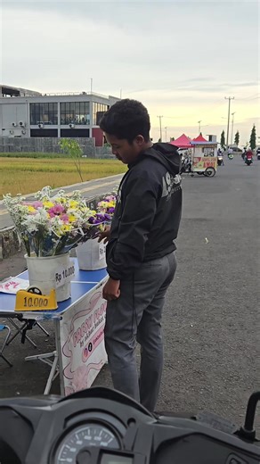 Adorable Flower Arrangements to Brighten Your Day