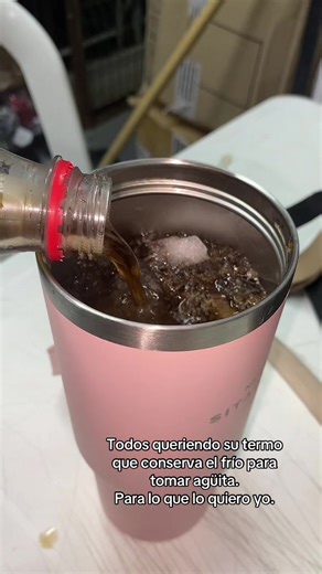 Termo que conserva el frío para agua