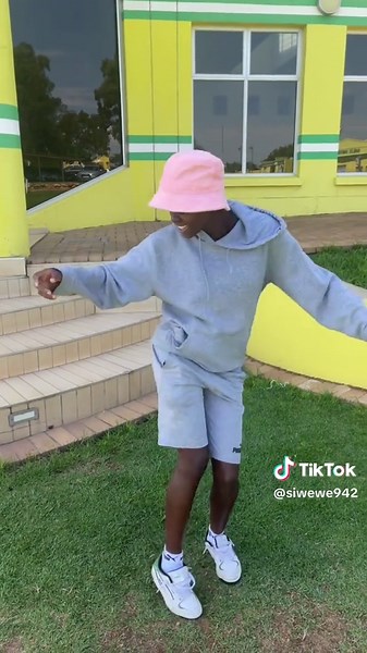 Cash content😂👆🔥#SAMA28 #siwewe #fyp #givememymoney #mamelodisundowns