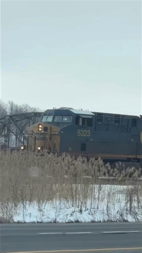 CSX ES44DC #5323 Leads M382 Near MP. 171 On The Mohawk Sub!