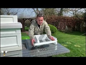 Assembling Swienty poly hives