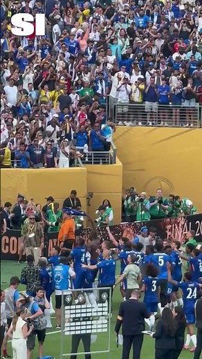 Chelsea fans were going CRAZY with the players after their Club World Cup Final win 🎉