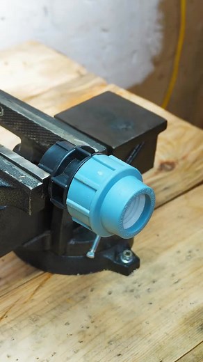 15K views · 31 reactions | 131_Experienced Plumber's Tip Unscrew Threads with Rope! #diy #tools #lifehacks #tips #tricks #hacks #ideas #homemade #workshop #plumbing #handyman #tutorial #DIY #LifeHack #MeoVat #ThuThuat #TuLam #HuuIch #Practical #GiaiPhapDIY #CuocSongDeDang #MeoVatCuocSong #DIYProject #LifeHacksForEveryone #ThuThuatHuuIch #DeLamTaiNha #SangTaoDIY | Goci Bend Official | Facebook