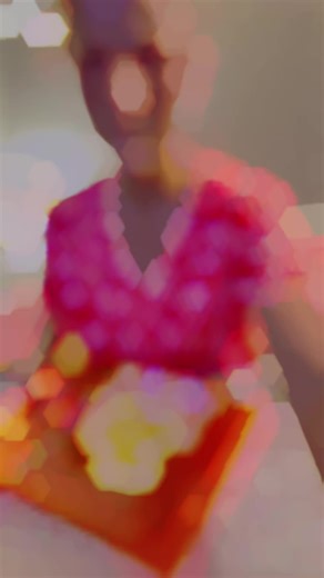 I made this coloring book it’s called “Santa’s Favorite Holiday Coloring Book” and it’s on Amazon! You should also check out the book that goes with it… same name minus coloring book🥰 search it up on Amazon or find it at alliesinkwell.shop anytime! I DARE you to try and out color me 🤪🤪