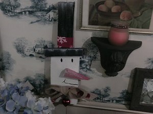 How To make your own Primitive Snowman Craft for the Holidays