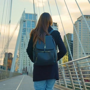 We collaborate with young people all over the 🌍 who are passionate about creating positive social change. The world of tomorrow is only possible when we work together. 🤝 #Samsung #EnablingPeople #TogetherforTomorrow http://spr.ly/6182yh2MY | Samsung