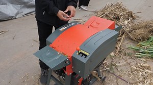 productivity 1000kg/per hour mini chaff cutter|hay cutter|silage chopper ,suitable for small scale livestocks feeding . a great assistance for livestocks farmers | Dawn Agro Machinery