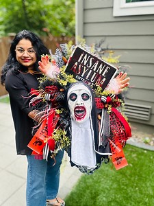 Haunted Nun Halloween Wreath: Insane Asylum Horror Door Decor - Etsy
