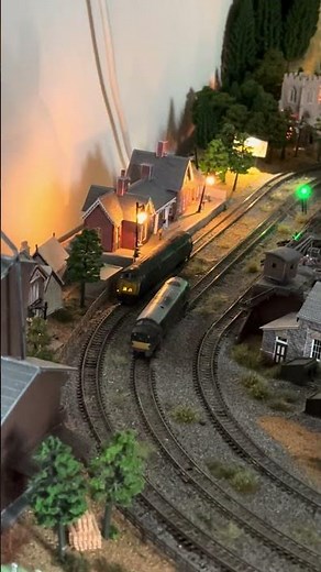 Class 52 blue n gauge start up