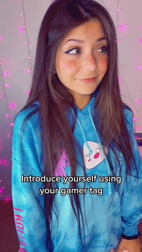 Follow me on Twitch✨ if yah wanna😇 #twitch #gamertag #MakingTheCut