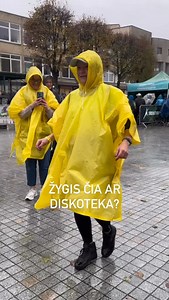 2.1K views · 253 reactions | @trenkturas_ + @kredito_unija = Lietaus šokis Alytuje Važiuojam!!!! Oi, žygiuojam!!! #lietus #žygis #trenkturas | TrenkTuras | Facebook