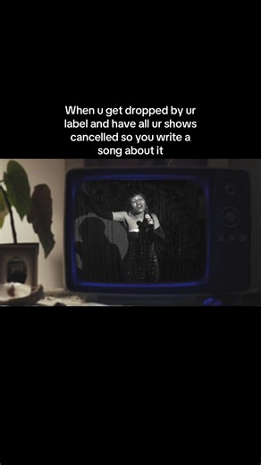 #jazztok #newmusic #60s #amywhinehouse #raye