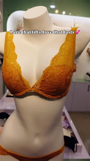 Miss Merylin | 🔍 “French Lace Push-Up Bra Set” Romance redefined in lace ✨ This French lace push-up set blends delicate design with a flattering lift —... | Instagram