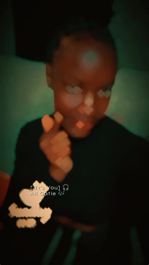 🖤🌙Raven🐦‍⬛lynn💄🧬 (@its.gyackie)’s videos with original sound - 🖤🌙Raven🐦‍⬛lynn💄🧬