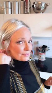 9.3K views · 368 reactions | If seeing this look on @mels.be.ageless can't convince you to add Play It Straight in SS Cream to your cart, we don't know what will!  Find Play It Straight in your favorite shade here: https://bit.ly/2ocGpxC Wigs.com | Raquel Welch Wigs | Facebook