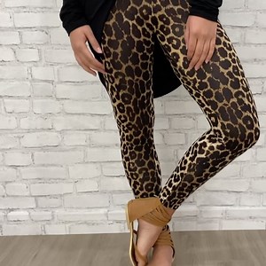 666 reactions · 29 shares | Our very amazing tights, The Best Tights Ever, in a STUNNING new print called Classic Leopard <3 We just wanted to show you how they fit, how they move, and how freaking amazing they actually look on a real moving body x x x Shop HERE: https://www.vineapparel.com/products/the-best-tights-ever?variant=39293075390598 | Vine Apparel | Facebook