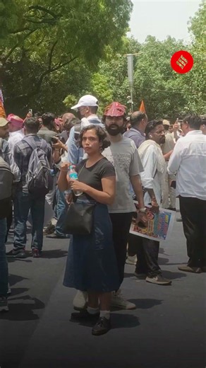 Massive Crowd Gathers At Jantar Mantar For CJP Rally