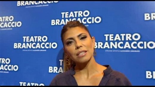 Cardinale, Flora Canto: un'attrice con una straordinaria eleganza