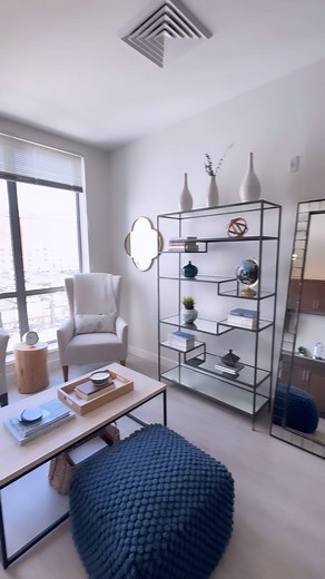 Curious what a Flats on D studio looks like? The Flats on D model apartment is a 440 sqft studio Each unit at the Flats on D has: In unit washer/dryer Dishwasher Floor to ceiling living room windows Kitchen sink disposals Ice makers in the freezer Want to make Flats On D your new home? Apply today with the link in our bio! | Flats on D