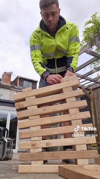 Building this curved bench. #bench #garden #DIY
