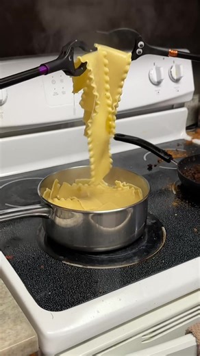 Delicious Lasagna Recipe on Cooking with Grabbers