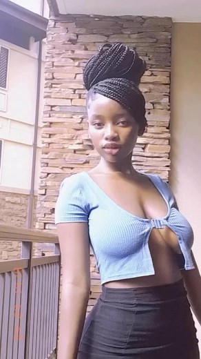 Special | Melody Mello