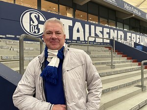 FC Schalke 04: Stadionsprecher packt über bitteres Erlebnis in seiner S04-Zeit aus – „War krass“
