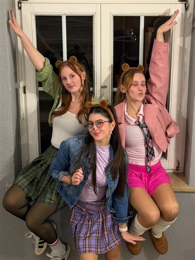 Meet the Chipettes: Sisters from Another Mister
