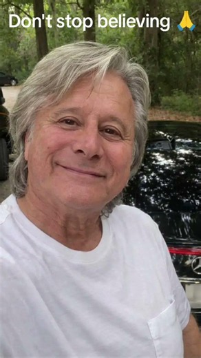 Hello, this is Steve Perry. Don’t stop believing #80smusic