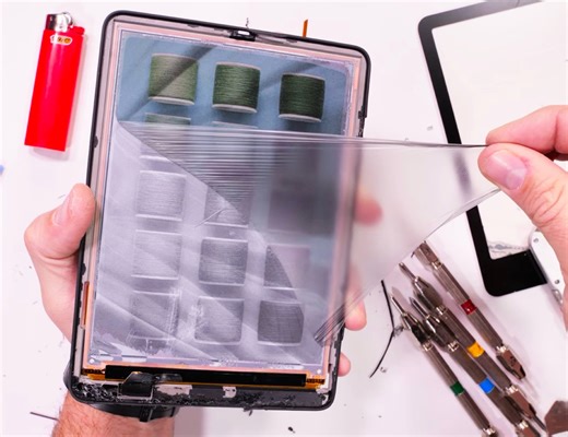 Amazon Kindle Colorsoft teardown video shows scratch-prone color display under microscope