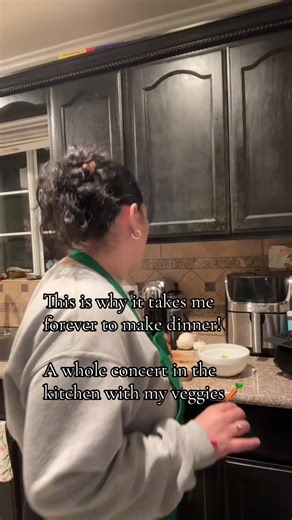 I love Alejandro Fernandez songs can go bar for bar! #cooking #alejandrofernandez #nubeviajera #fyyyyyyyyyyyyyyyy #paratiiiiiiiiiiiiiiiiiiiiiiiiiiiiiii