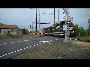 Conrail SA-31 Freight Train At Tinton Falls, NJ 5/9/19