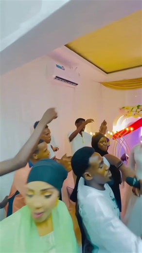 Hees Cusub Dumashi Milyan Dan - Zanto Freestyle