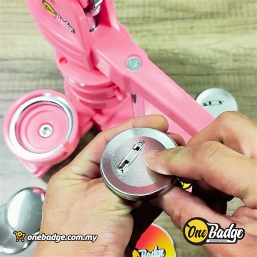 How To Make a Metal Base Button Badge with Slider Badge Machine - Onebadge