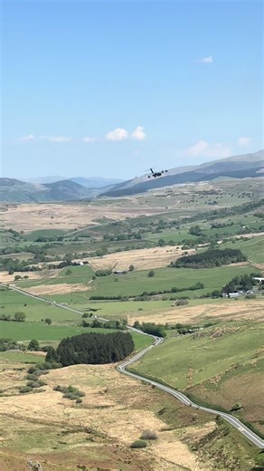 RAF A400 in the Mach Loop: Impressive Maneuvers