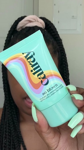 #SephoraSquad member @Darcei shows off the NEW @caliray So Blown Blurring & Hydrating Collagen Peptide Primer With Niacinamide. Shop Clean at Sephora now. #CleanAtSephora