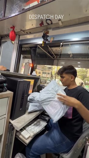 D.M.F_OFFICIAL on Instagram: "Daily dispatch 🤩🔥 . . online order number:-9168922097 . Address:- Pune Dhankawadi teen hatti chowk Chavan nagar📍 . All India Delivery available🇮🇳 . . . . #viral #business #minivlog #instadaily #clothing"